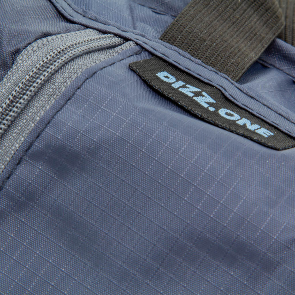 Ultra-flat waist pouch